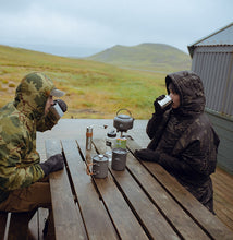 Laden Sie das Bild in den Galerie-Viewer, SWAGMAN ROLL PONCHO
