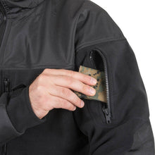 Laden Sie das Bild in den Galerie-Viewer, CLASSIC ARMY JACKET - FLEECE
