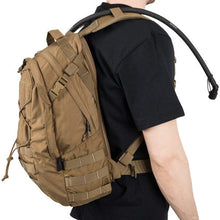 Laden Sie das Bild in den Galerie-Viewer, EDC BACKPACK - CORDURA
