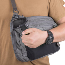 Laden Sie das Bild in den Galerie-Viewer, EDC SLING BACKPACK - NYLON
