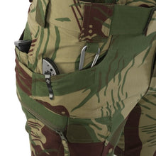 Laden Sie das Bild in den Galerie-Viewer, UTS (URBAN TACTICAL SHORTS) 8.5&quot;® - POLYCOTTON STRETCH RIPSTOP
