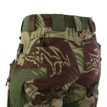 Laden Sie das Bild in den Galerie-Viewer, UTS (URBAN TACTICAL SHORTS) 8.5&quot;® - POLYCOTTON STRETCH RIPSTOP
